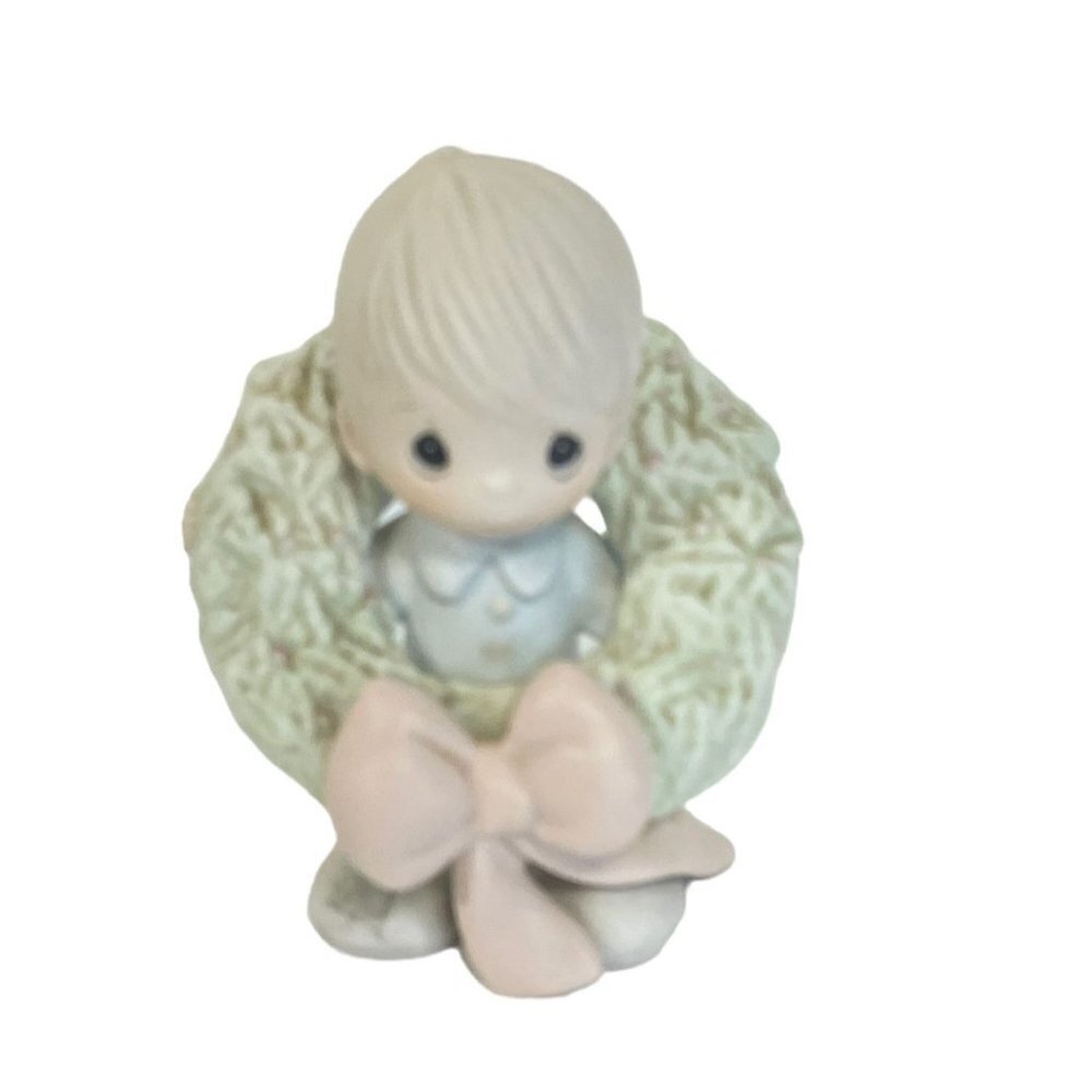 Precious‎ Moments 1983 Surrounded with Joy Figurine No. E-0506